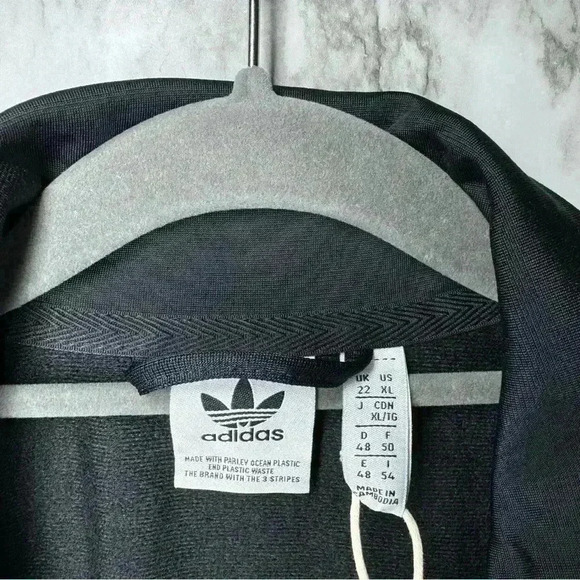 Womens Size XL Adidas Always Original Laced Track Jacket Black NWT - Picture 8 of 8